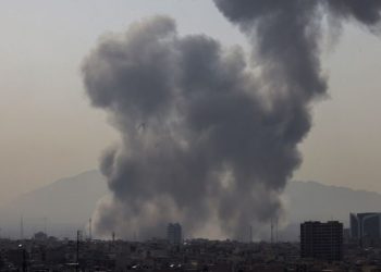 Iran Serang Basis Militer AS di Qatar hingga UEA, Teluk Memanas Usai Gempuran Israel