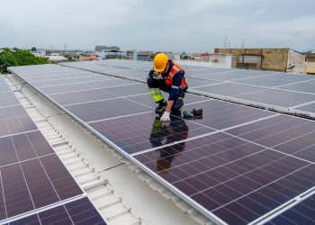 AS Selidiki Impor Panel Surya dari Indonesia, Ekspor Photovoltaic Berpotensi Terdampak Tarif Baru