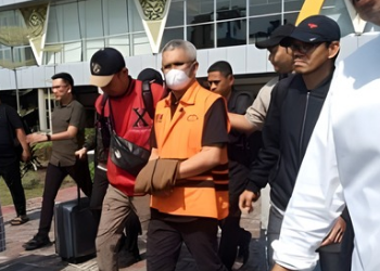 Tiba di Bandara SSK II, Abdul Wahid: Sehat