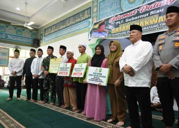 Safari Ramadan Pemprov Riau di Siak, BRK Syariah Salurkan Bantuan untuk Masjid