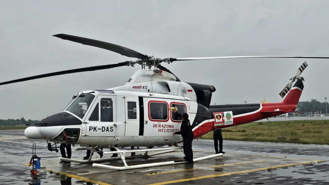 Karhutla Riau, 4 Ton Garam Ditebar di Langit Pesisir Riau