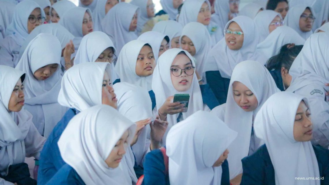 Cegah Learning Loss, Menko PMK Pastikan Siswa Tetap Belajar Tatap Muka di Tengah Krisis Energi