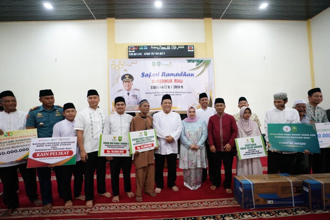 Safari Ramadan ke Bengkalis, Warga Desa Muara Basung Antusias Sambut Kehadiran Plt Gubernur Riau