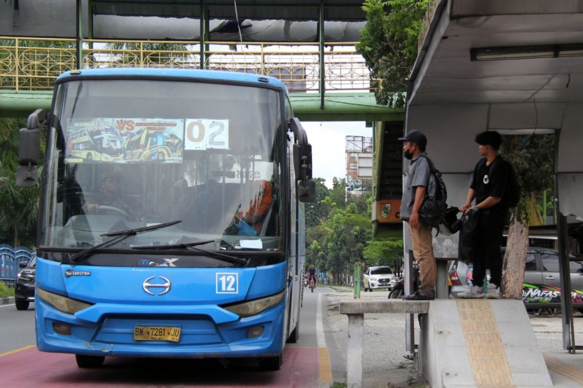 Tak Hanya Bus Baru, Pemkot Pekanbaru Benahi Halte dan Jadwal Trans Metro Agar Tepat Waktu