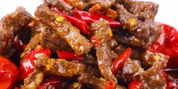Resep Olahan Daging Sapi Oseng Mercon Simpel, Pedas Gurih yang Bikin Nasi Tambah Terus