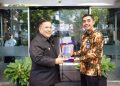 Plt Gubernur Riau Terima Bantuan Ambulance dari BRI untuk Pasien RSUD Arifin Achmad