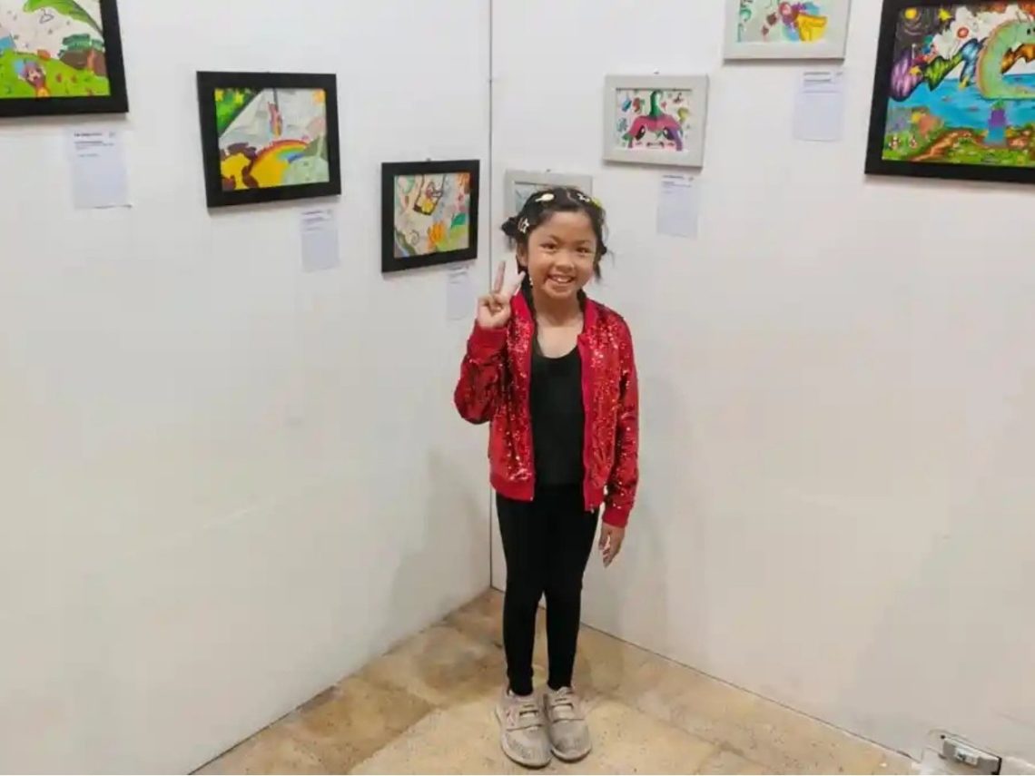 Bocah 9 Tahun Ini Pajang Lukisan Mimpinya di Artists–Art Fair Pekanbaru