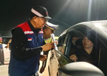 Cegah Kecelakaan, Hutama Karya Gelar Operasi Microsleep di Tol Permai