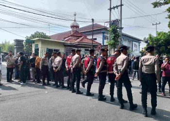 SF Hariyanto Jadi Saksi Sidang Abdul Wahid, PN Pekanbaru Dijejali Massa