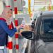 Tol Permai Gelar Operasi Simpatik, Bagikan Snack dan Edukasi Keselamatan ke Pengendara
