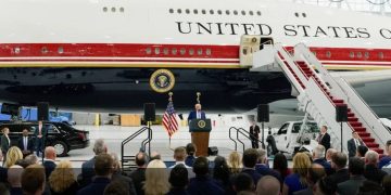 Hadiah Air Force One Dikritik, Trump: Bodoh Kalau Kita Menolaknya