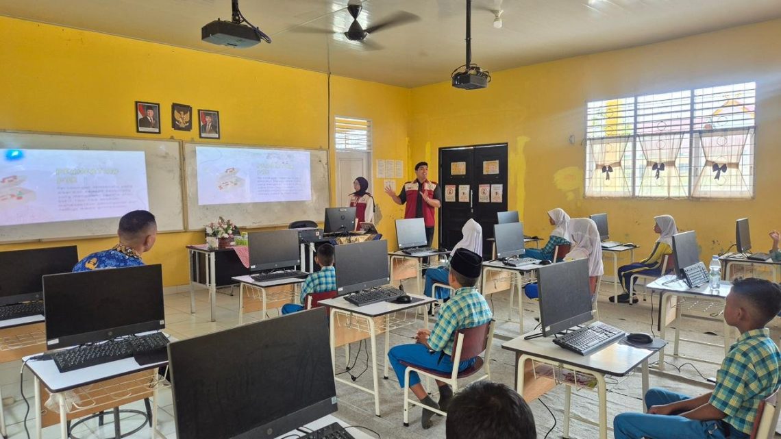 Kukerta Berdampak FK Kedokteran Unri Edukasi Kesehatan Siswa SD di Dumai Lewat PHBS dan Dokter Cilik
