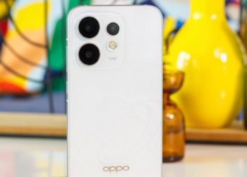 Oppo Reno16 Hadir dengan Baterai 6.700mAh dan Kamera Telefoto 3.5x