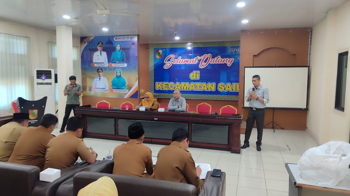 Camat Sail Ajak ASN Gunakan Produk BRK Syariah, Langsung Buka Tabungan Haji Bersama Keluarga