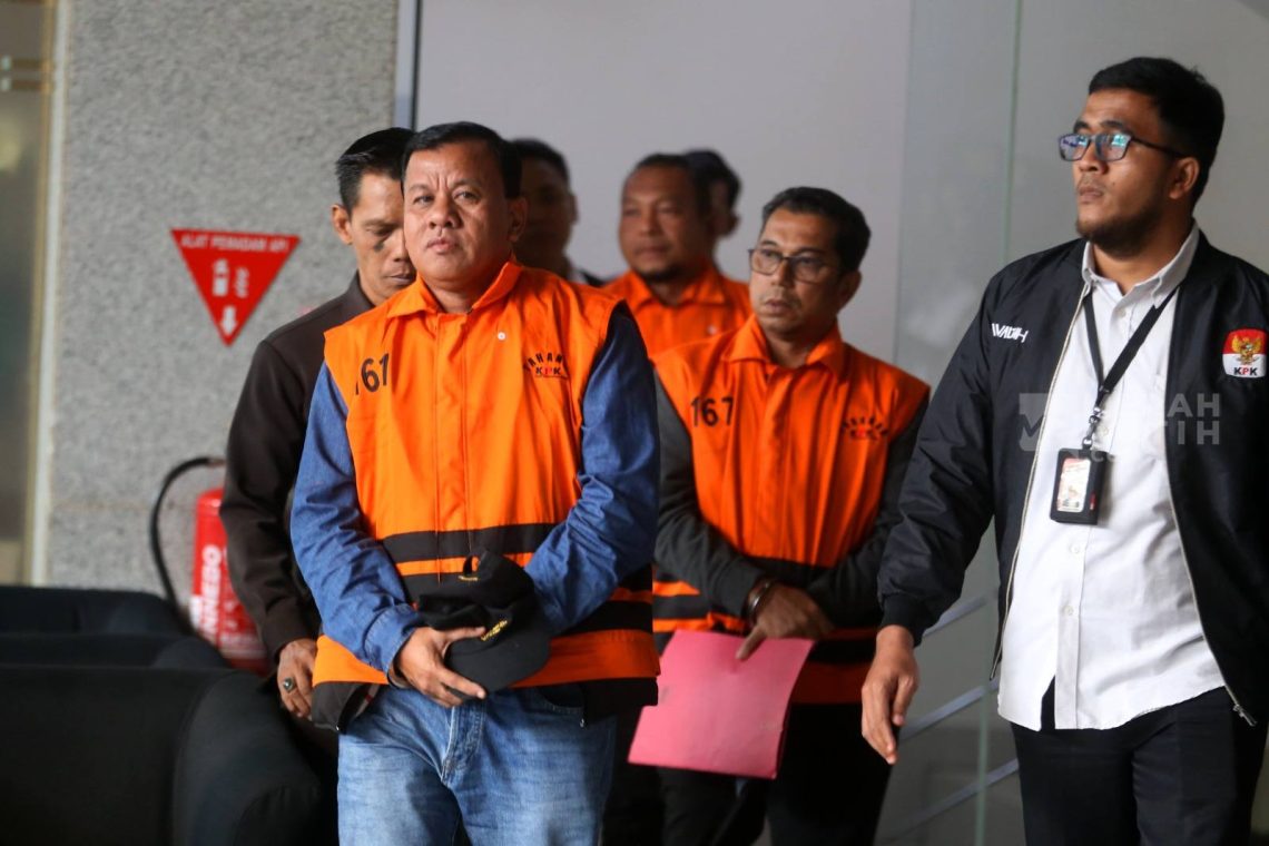 Kronologi Lengkap Kasus Dugaan Korupsi Bupati Kuansing, Lengkap dengan Barang Bukti