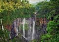 Wisata Lumajang Tumpak Sewu, Air Terjun Seribu Tirai di Kaki Gunung Semeru