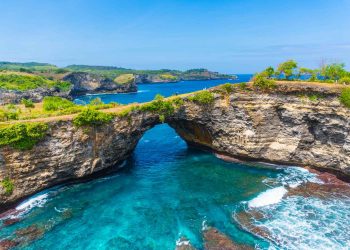 Wisata Bali Nusa Penida, Pulau Terindah dengan Tebing Kelingking Sejuta Pesona
