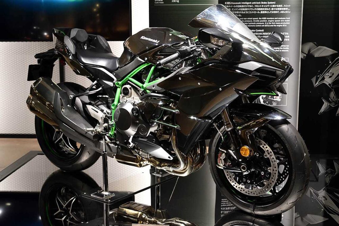 Kawasaki Ninja H2, Superbike dengan Mesin 998 cc dan Fitur Canggih