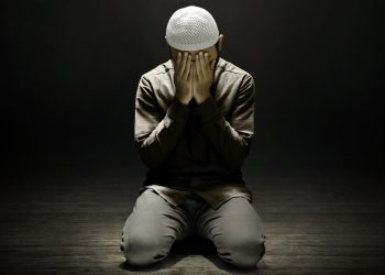 Keutamaan Menjaga Salat, Jalan Meraih Kemuliaan di Surga