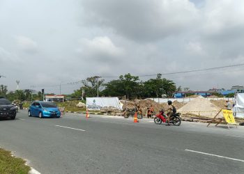 Proyek Simpang Sebidang Arifin Ahmad Dikebut Rampung Akhir Tahun Ini