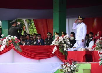 Khidmat, Bupati Ade Agus Pimpin Upacara Detik-Detik Proklamasi HUT ke-81 RI di Rengat