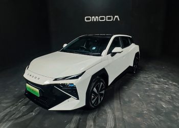 Resmi Hadir di GIIAS 2026, Intip Spesifikasi Omoda O4 EV Desain Cyber Mecha dan Dukungan AI