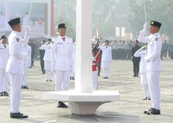 Upacara HUT RI Ke-81 Pemprov Riau Berlangsung di Tengah Kabut