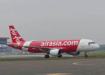 AirAsia Pangkas Kapasitas 20–25% di Kuartal III Imbas Biaya Avtur