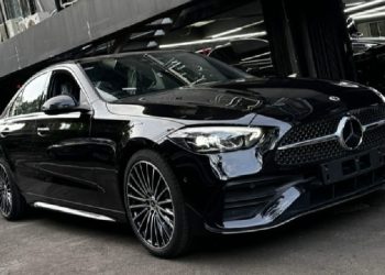 Mercedes-Benz New C300 Amg Line, Sedan Kompak Premium Nuansa Sporty Dibanderol Harga Segini