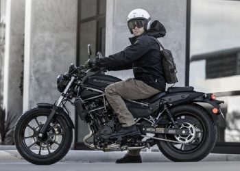 Kawasaki Eliminator 500 SE 2026, Motor Cruiser Dibekali Fitur Canggih dan Performa Mesin Responsif