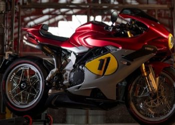 MV Agusta Superveloce 1000 Ago, Superbike untuk Sang Legenda Balap Diproduksi 83 Unit di Dunia