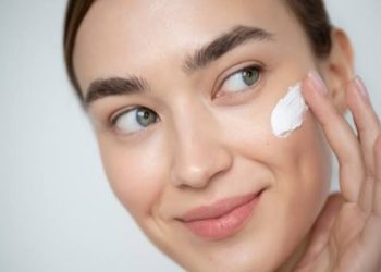 Rekomendasi 4 Moisturizer untuk Kulit Berminyak