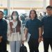Wanita Asal Malaysia Ini Dikawal Ketat Petugas Imigrasi saat Bertolak dari Pekanbaru