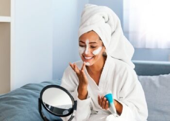 Rekomendasi 5 Moisturizer Kulit Kering Kusam Cerah Glowing