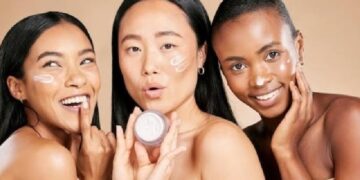 Rekomendasi 3 Moisturizer untuk Mencerahkan dan Bikin Awet Muda, Glowing Seketika!
