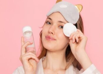 Ketahui 4 Perbedaan Micellar Water dan Toner Beserta Manfaatnya