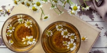 4 Manfaat Teh Chamomile yang Punya Rasa Unik dan Menyegarkan