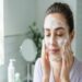 5 Rekomendasi Facial Wash Lokal yang Aman untuk Ibu Hamil