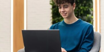 5 Rekomendasi Laptop untuk Mahasiswa Teknik Mesin Terbaik dengan Spek Tangguh