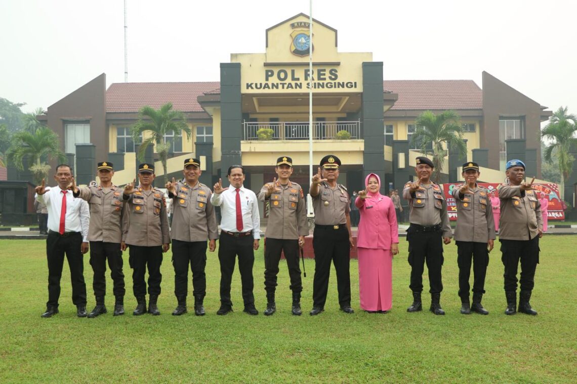 Dedikasi Berbuah Pangkat, AKP Syarif Sujono Naik Jadi Kompol, Kapolres Kuansing: Ini Amanah