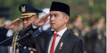 Jelang Putusan MK, Ini Daftar 12 Pemohon Sengketa Ijazah Gibran