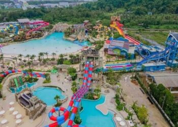 Gelombang Buatan Tertinggi Asia Tenggara Ada di Phuket, Ini Daftar Waterpark-nya
