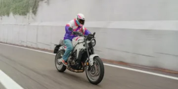 Yamaha XSR900 Model 2027 Hadir dengan Gaya Retro YZF750R